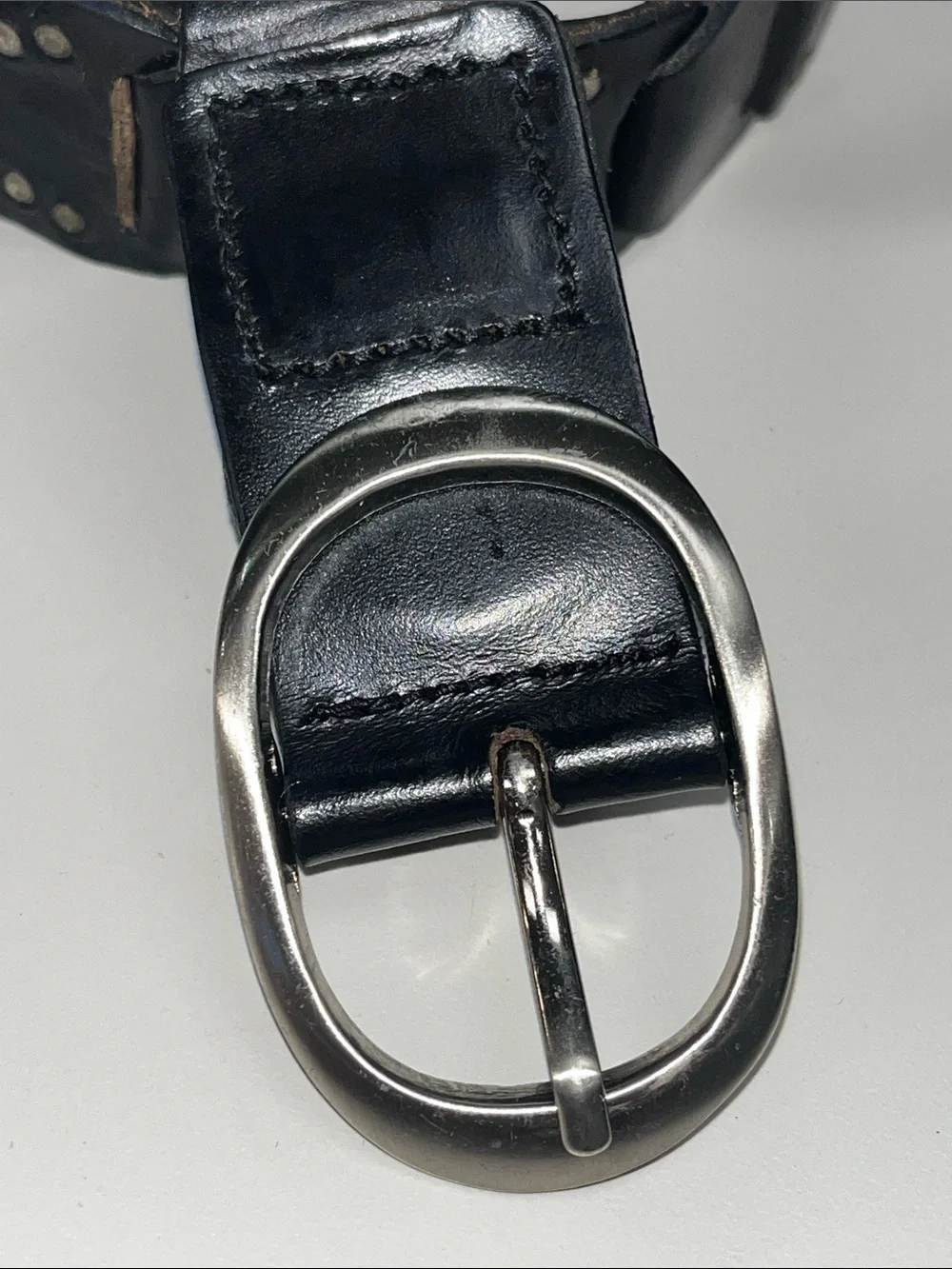 Source Unknown womens leather